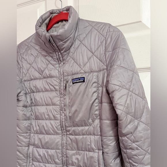 Patagonia Women's Radalie Insulated Parka Jacket Light Silver Gray size Medium - Picture 14 of 14